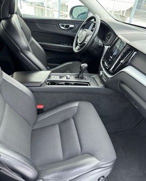 Volvo XC60 II Crossover D3 150KM 2019 Volvo XC 60 Niemcy,Navi.Ledy,Grzane Fotele 2.0 Diesel 150KM, zdjęcie 6