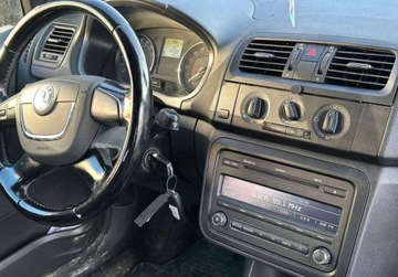 Skoda Fabia II Kombi Facelifting 1.6 TDI CR DPF 90KM 2010 Skoda Fabia BLACK FRIDAY 1.6 diesel 2010 1.6 Diesel 90KM, zdjęcie 4