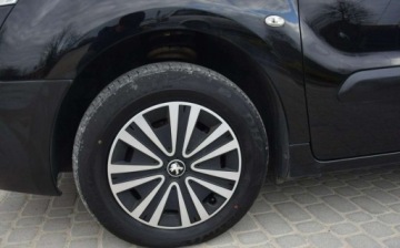 Peugeot Partner II Furgon L1 Facelifting 1.6 HDi 75KM 2013 Peugeot Partner 1.6 Hdi Berlingo Klima 2013 rok Sprowadzony Oplacony, zdjęcie 7