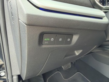 Skoda Octavia IV Kombi 2.0 TDI 150KM 2021 Skoda Octavia SKODA Octavia Combi 2.0 Tdi 150 KM S, zdjęcie 21