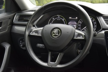 Skoda Superb III Kombi 2.0 TDI 150KM 2018 REZERWACJA Rezerwacja REZERWACJA, zdjęcie 27