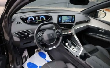 Peugeot 3008 II Plug-In Hybrid Facelifting 1.6 HYBRID 225KM 2021 Peugeot 3008 Peugeot 3008 225 e-EAT8 GT 1.6 Hybryda Plug-in 225KM, zdjęcie 12