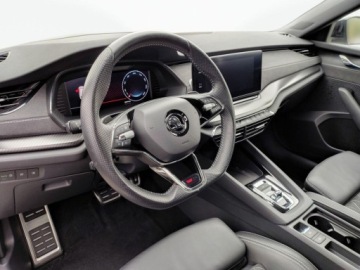 Skoda Octavia IV RS Kombi 2.0 TDI SCR 200KM 2023 Skoda Octavia RS, Head-Up, Matrix, Kamera, Asystenci, Ambiente, Hak 2.0, zdjęcie 9