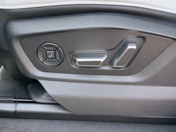 Audi Q8 2026 Q8 / E-Tron RSQ8 TFSI quattro Performance 4.0 (640KM) 2026, zdjęcie 5