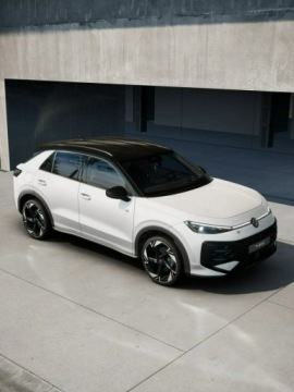 Volkswagen T-Roc I SUV Facelifting 1.5 TSI ACT 150KM 2026 Volkswagen T-Roc Wersja R-Line 1.5 eTSI 150 KM DSG, zdjęcie 12