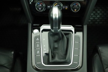 Volkswagen Passat B8 Variant 1.8 TSI BlueMotion Technology 180KM 2016 VW Passat 1.8 TSI, Salon Polska, 1. Właściciel, zdjęcie 14