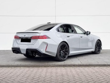 BMW Seria 5 G90-91 M Sedan 4.4 V8 727KM 2026 BMW Seria 5 M5 Sedan 4.4 (727KM) 2026, zdjęcie 3