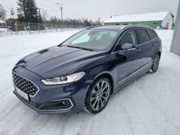 Ford Mondeo V Kombi Facelifting 2.0 Hybrid 187KM 2019 FORD MONDEO 2.0 Hybrid Vignale Panorama Zarejestrowany Bezwypadek, zdjęcie 2