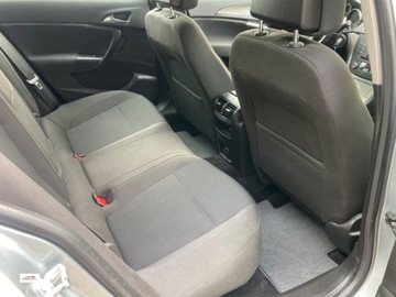 Opel Insignia I Sports Tourer 2.0 CDTI ECOTEC 160KM 2011 Opel Insignia bardzo ladna, po oplatach, GWARANCJA 2.0 Diesel 160KM, zdjęcie 7