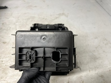 LOKETNÍ OPĚRKA MAZDA 6 KŮŽE