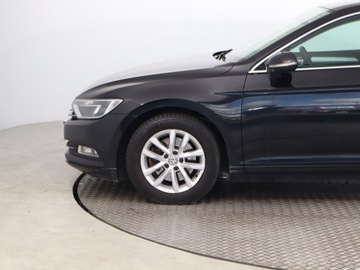 Volkswagen Passat B8 Limousine 2.0 TDI BlueMotion Technology 150KM 2016 VW Passat 2.0 TDI, Salon Polska, Navi, Klima, zdjęcie 14