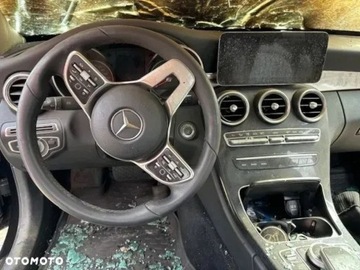 Mercedes Klasa C W205 Limuzyna Facelifting 1.6 C180 156KM 2019 Mercedes-Benz Klasa C 1.6 Benzyna 156KM, zdjęcie 8