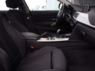 BMW Seria 3 F30-F31-F34 Limuzyna Facelifting 2.0 320d 190KM 2018 BMW 3GT 320d xDrive GT, Salon Polska, Serwis ASO, zdjęcie 8