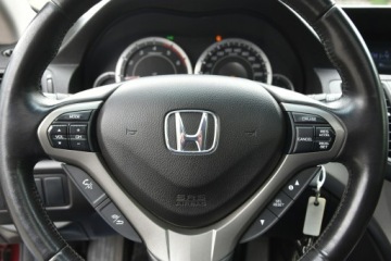 Honda Accord VIII Kombi 2.2 DTEC 150KM 2011 Honda Accord Executive 2.2 i-DTEC 150KM Manual 201, zdjęcie 19