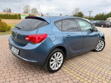 Opel Astra J GTC 1.4 Turbo ECOTEC 140KM 2013 Opel Astra 1.4t 140KM Serwis Gotowy do jazdy 1.4 Benzyna 140KM, zdjęcie 31