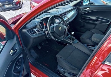 Alfa Romeo Giulietta Nuova II Hatchback 5d 1.4 TB 16v 120KM 2011 Alfa Romeo Giulietta Alfa Romeo Giulietta 1.4 Benzyna 120KM, zdjęcie 8