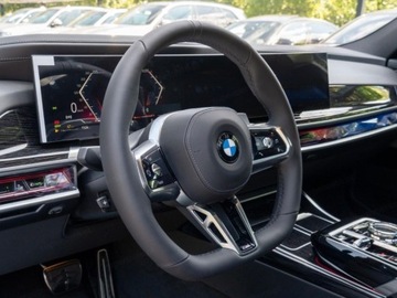 BMW Seria 7 G70 Sedan 3.0 40d 299KM 2025 BMW Seria 7 740d xDrive Sport Sedan 3.0 (299KM) 2025, zdjęcie 6
