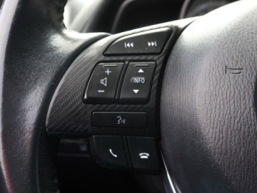 Mazda 2 III Hatchback 5d 1.5 SKY-G 90KM 2015 Mazda 2 1.5 16V, Salon Polska, Serwis ASO, zdjęcie 17