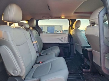 Toyota Sienna III 2025 Toyota Sienna XLE 2025 2.5 Hybryda 245KM, zdjęcie 11