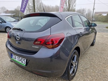 Opel Astra J Hatchback 5d 1.4 Turbo ECOTEC 140KM 2010 Opel Astra Sliczna 1.4 b Ful Opcja Bezwypadkowa Zarejestrowana Gwarancja, zdjęcie 8