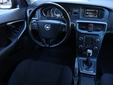 Volvo V40 II Hatchback 2.0 D3 150KM 2015 Volvo V40 Cross Country 2.0 D3, Salon Polska, zdjęcie 6