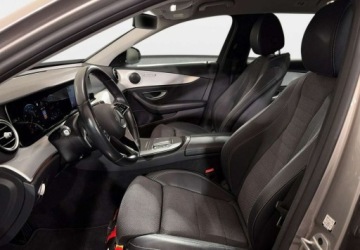 Mercedes Klasa E W213 Kombi Facelifting 2.0 E220d 194KM 2021 Mercedes-Benz Klasa E VAT 23 2.0d 194KM automat 202122 r., salon PL I wlas, zdjęcie 11