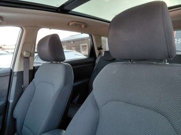 Kia Carens IV Minivan 1.7 VGT CRDI 136KM 2013 Kia Carens Automat Kamera Panorama LED Tempomat Niski przebieg 1.7 Diesel, zdjęcie 13