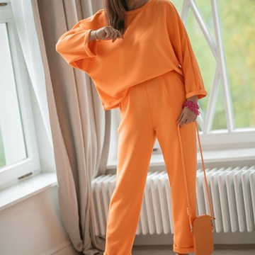Pomarańczowy Komplet Dresowy 3 Cześciowy Bluza Oversize i Spodnie ze Zwężan