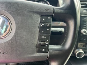 Volkswagen Touareg I 3.0 TDI 225KM 2006 Volkswagen Touareg V6 4X4 AUTOMAT SKORY PARKTRONIC NAWIGACJA SOLARDACH EL., zdjęcie 21