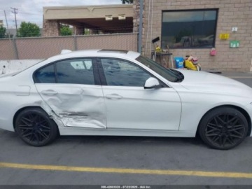 BMW Seria 3 G20-G21 2018 BMW Seria 3 330i rwd 2.0 Benzyna 248KM, zdjęcie 6