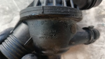 BMW 1 E87 07R POUZDRO TERMOSTATU 10106811