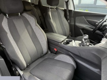 Peugeot 3008 II 2018 Peugeot 3008 1.2 PureTech 130KM Stop &amp; Start GPF Allure 2018r, zdjęcie 18