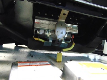 KONZOLA SADA AIRBAG MITSUBISHI PAJERO 4 IV EU