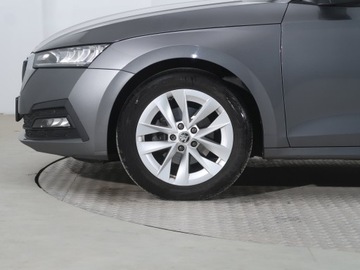 Skoda Octavia IV Kombi 2.0 TDI 115KM 2022 Skoda Octavia 2.0 TDI, Salon Polska, zdjęcie 13