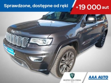 Jeep Grand Cherokee IV Terenowy Facelifting 2016 3.0 CRD 250KM 2018 Jeep Grand Cherokee 3.0 CRD, Salon Polska