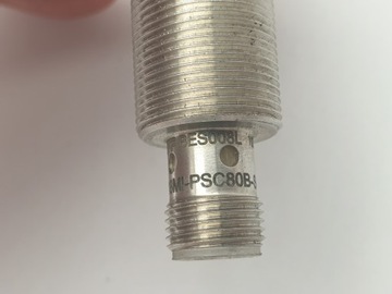 Датчик BALLUFF BES008L BES M18MI-PSC80B-S04G PNP