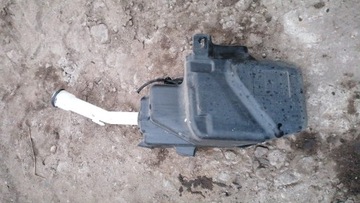 ZBIORNICZEK SPRYSKIWACZY XENON OPEL ZAFIRA C KPL