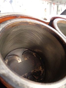 Двигатель Triumph Tiger 955 Нижний двигатель