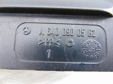MERCEDES W169 SÁNÍ PŘÍVOD VZDUCHU A6400900582