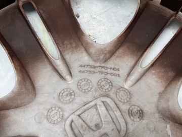 15 колпаков Honda 522