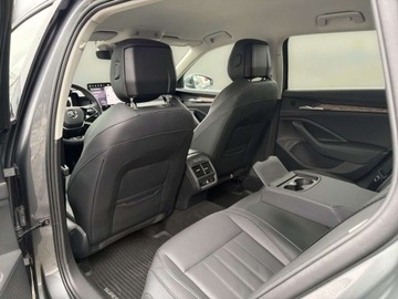 Skoda Superb III Kombi Facelifting 2.0 TDI SCR 150KM 2024 Skoda Superb LK DSG Kamera Cofania Hak Canton Masaze Wentylacja Faktura Va, zdjęcie 33