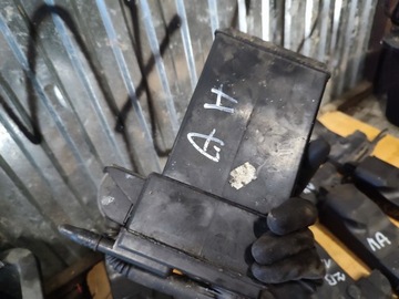 УГОЛЬНЫЙ ФИЛЬТР OPEL ASTRA H ZAFIRA B 1.6 1.8 1.4