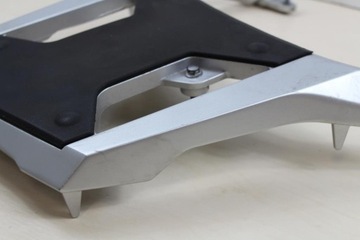 SUZUKI DL650 V-STROM РУЧКА ЗАДНЯЯ ПАССАЖИРСКАЯ РАМА