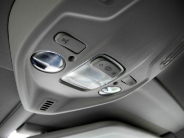 Citroen C4 Picasso II Picasso 2.0 BlueHDi 150KM 2015 Citroen C4 Picasso Nawigacja Klimatronik Kamera 2.0 HDI 150km 2.0 Diesel, zdjęcie 37