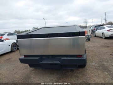  Tesla Cybertruck 2024 Awd Elektryczny 600KM, zdjęcie 3