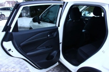 Nissan Qashqai III Crossover 1.3 DIG-T MHEV 140KM 2022 Nissan Qashqai Nissan Qashqai 1.3 DIG-T N-Connecta EU6d 1.3 Benzyna 140KM, zdjęcie 34