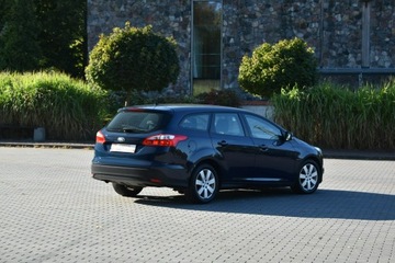 Ford Focus III Kombi 1.6 Duratorq TDCi DPF 95KM 2011 Ford Focus 1.6TDCi 95KM 2011r. Polski Salon Klima, zdjęcie 5