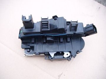 FIAT CROMA 05-11 ZÁMEK Z DVEŘE PRAVÝ PŘEDNÍ 6 PIN