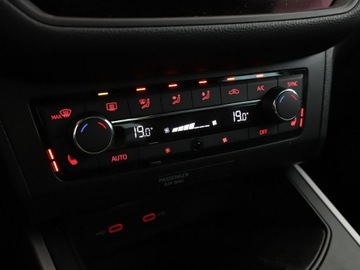 Seat Arona Crossover 1.0 EcoTSI 110KM 2021 Seat Arona GRATIS! Pakiet Serwisowy o wartości, zdjęcie 26