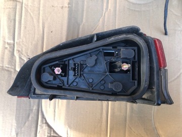 LEVÝ SVĚTLO ZADNÍ PEUGEOT 106 1991-1996